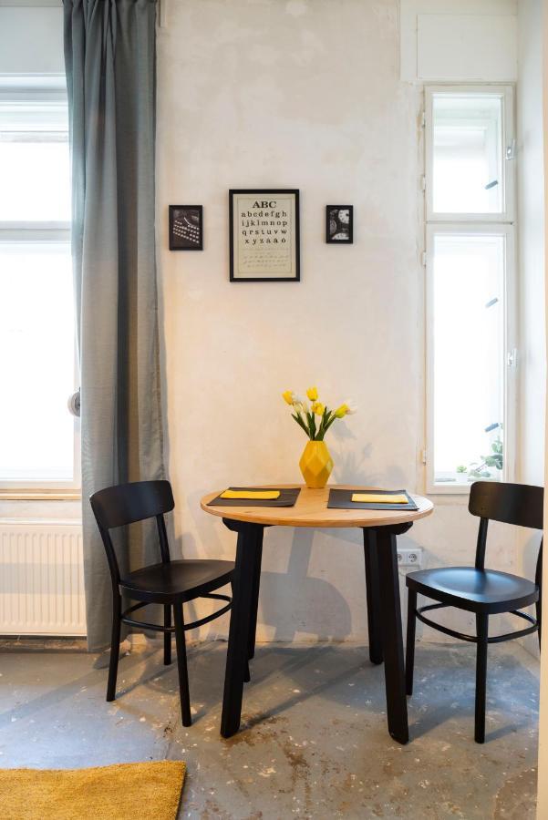 Shabby Chic Apartment +Freshly Furnished +Self Check-In Berlin Kültér fotó